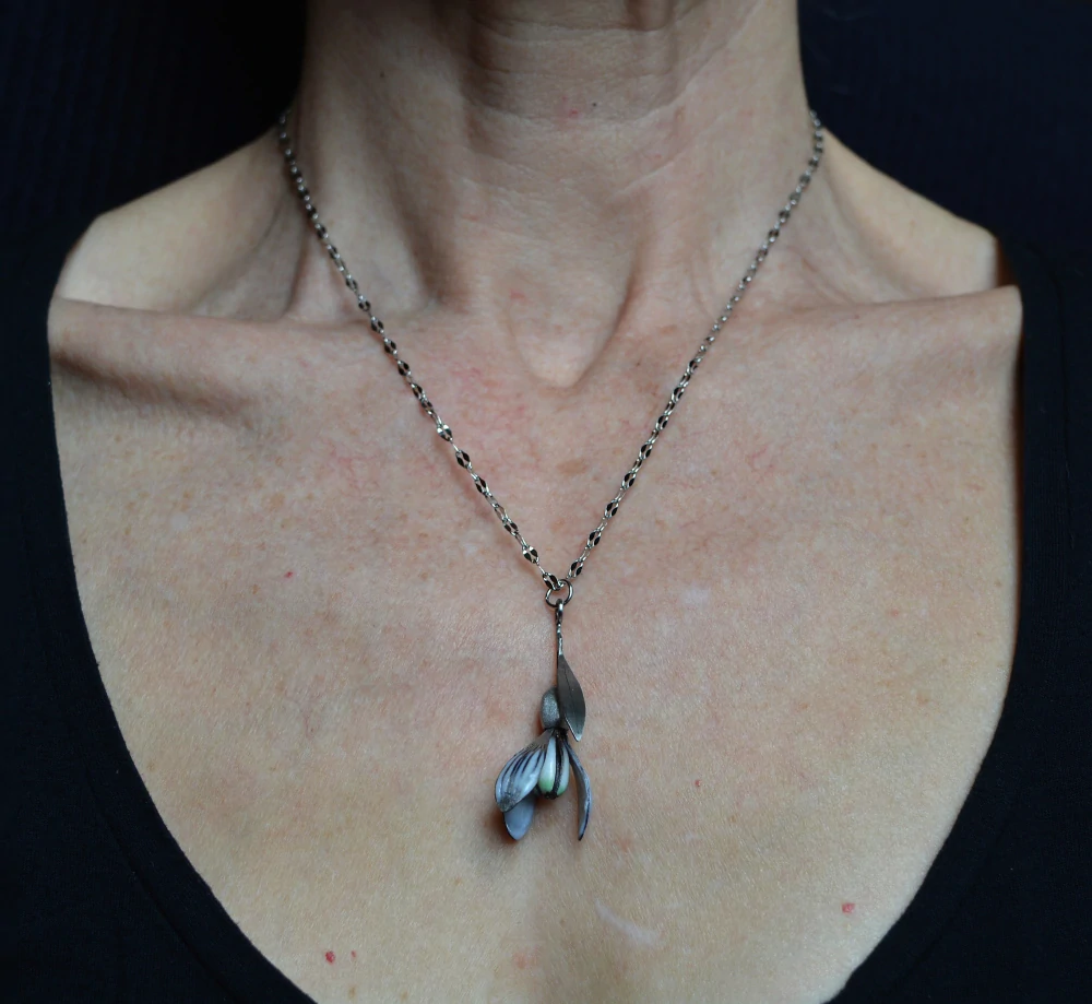 Náhrdelník- Sněženka